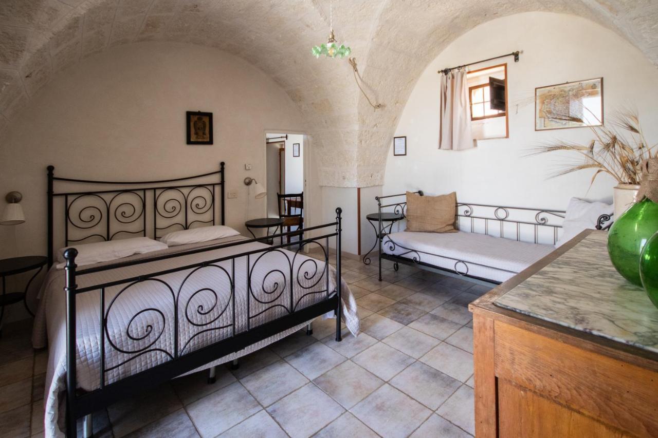 Masseria Parco Di Castro Montalbano  Buitenkant foto