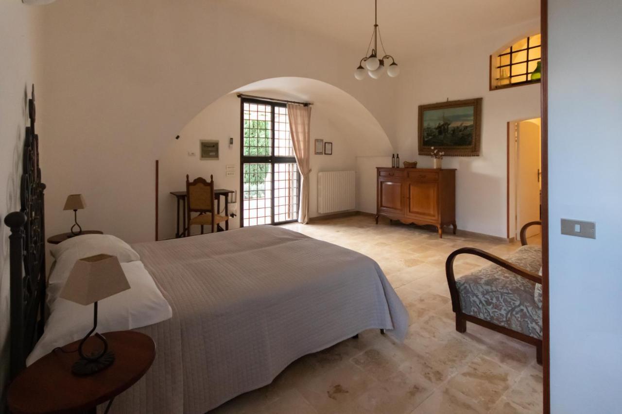 Masseria Parco Di Castro Montalbano  Buitenkant foto
