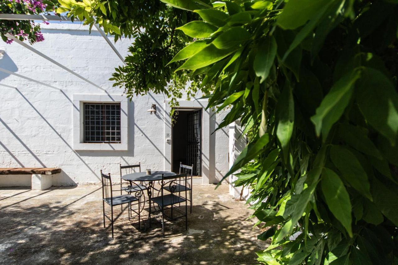 Masseria Parco Di Castro Montalbano  Buitenkant foto