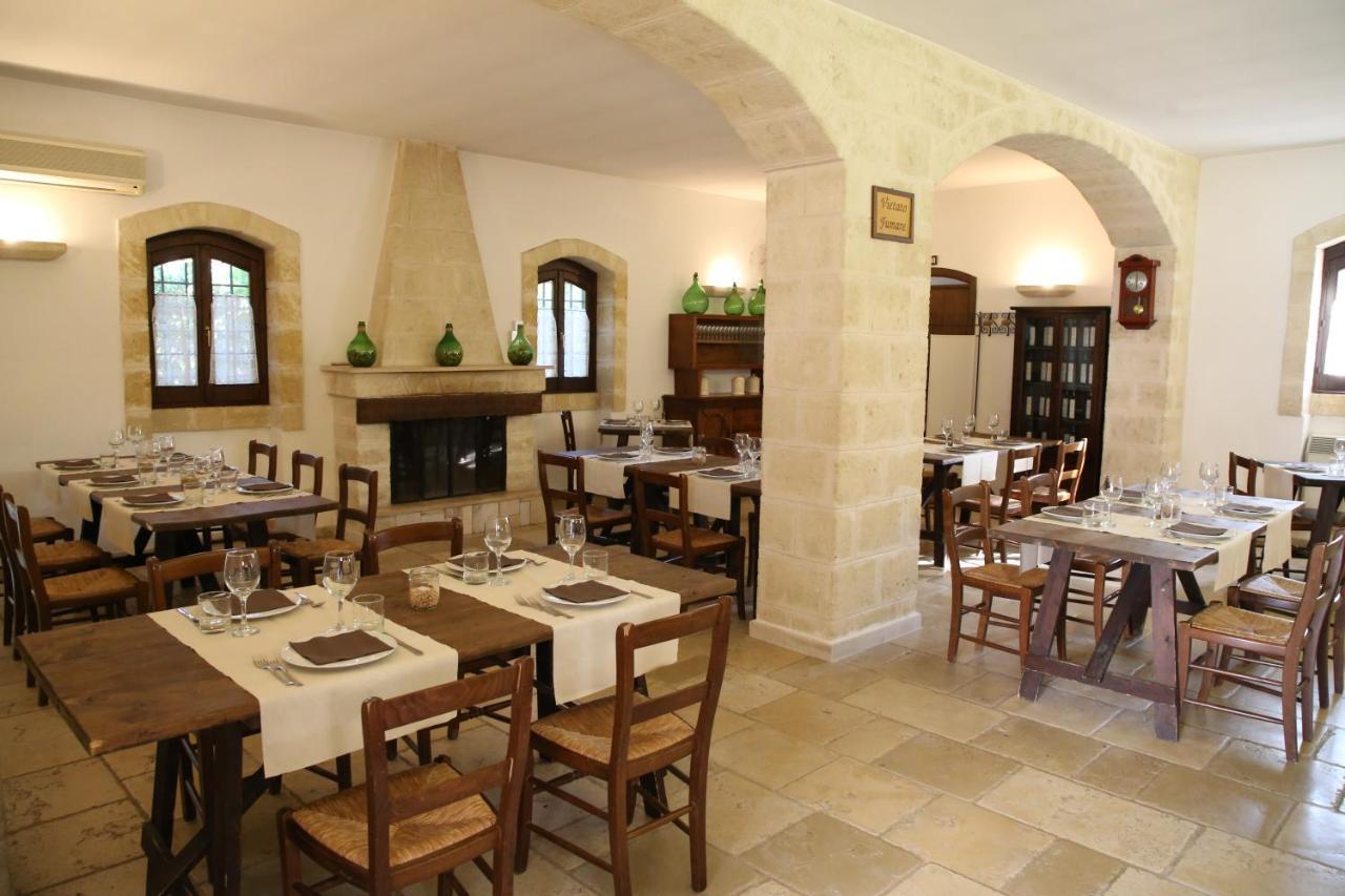Masseria Parco Di Castro Montalbano  Buitenkant foto
