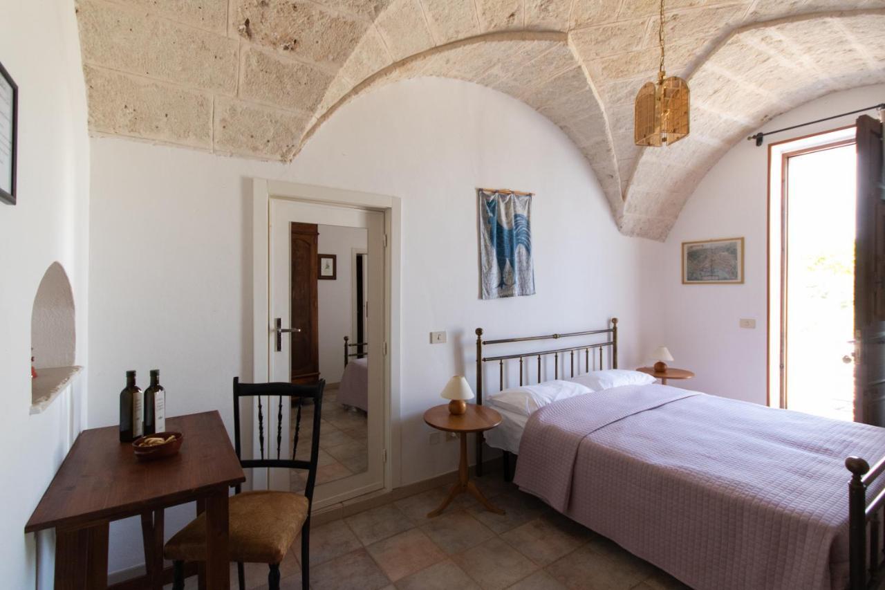 Masseria Parco Di Castro Montalbano  Buitenkant foto