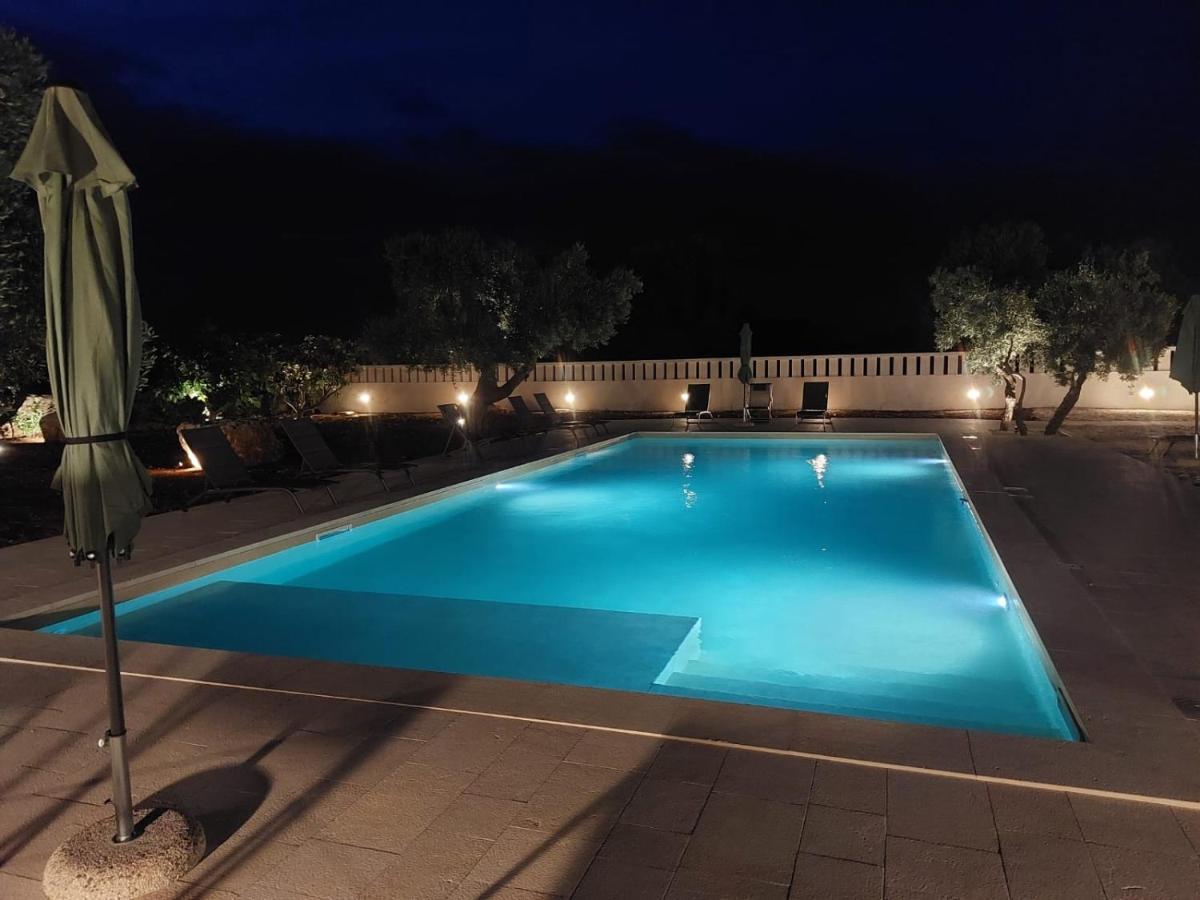 Masseria Parco Di Castro Montalbano  Buitenkant foto