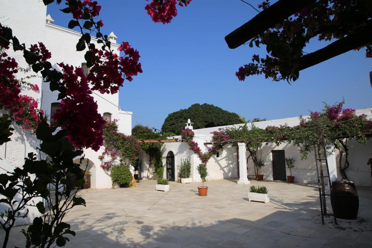 Masseria Parco Di Castro Montalbano  Buitenkant foto